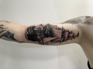 CsiriBee Tattoo Room By manka | Tetoválószalon Békéscsaba
